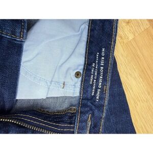 Universal Thread Womens Mid Rise Boyfriend Shorts Dark Wash Distressed 12/31R